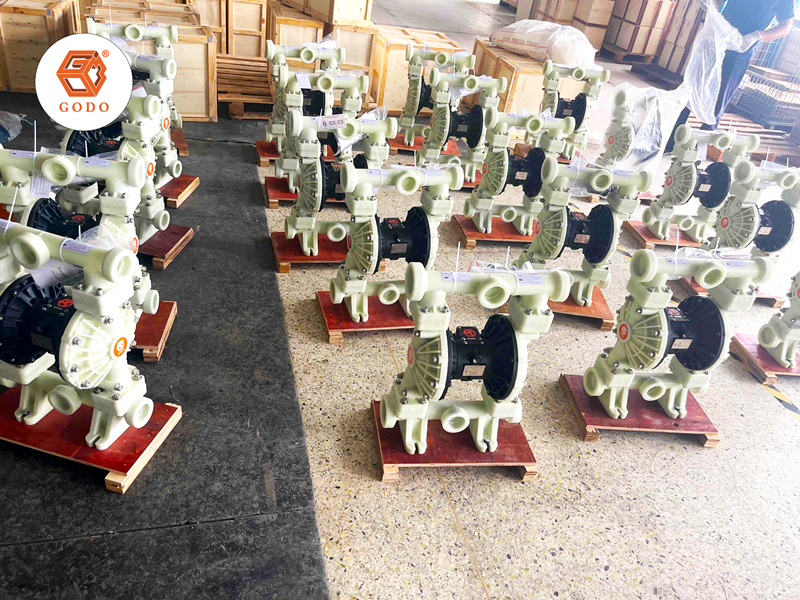 Lựa chọn máy bơm màng khí nén