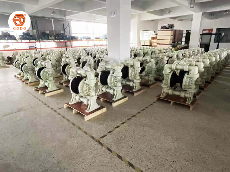Sửa chữa máy bơm màng nước thải